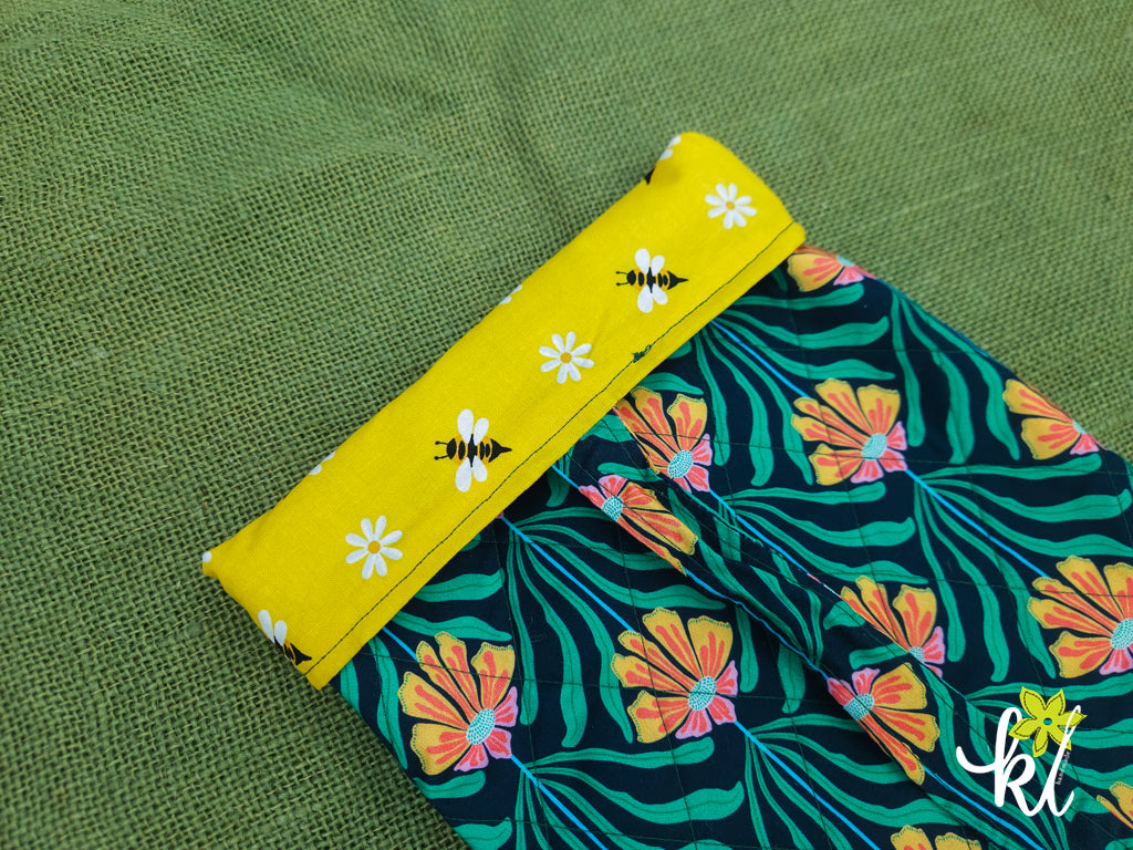 Book Sleeve Reversible - Medium